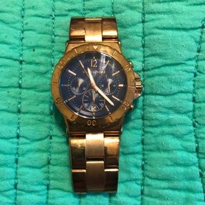 Michael Kors boyfriend watch.